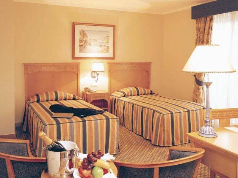 Hotel The Masa Almirante Stylish